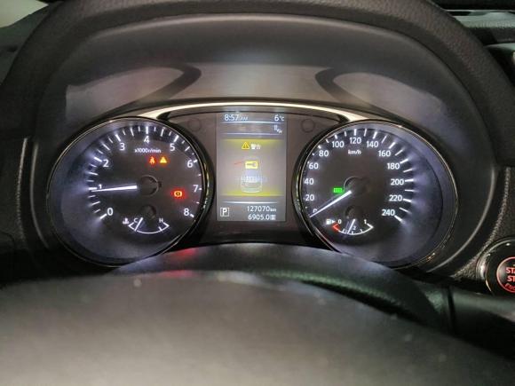 [北京·京H] 二手日产奇骏2014款 2.5L CVT尊享版 4WD