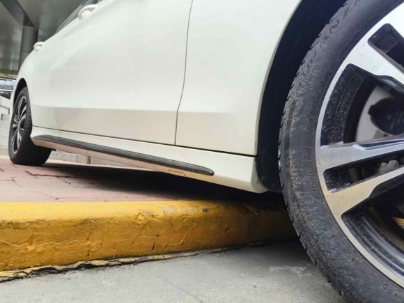 [上海·沪B] 二手奔驰奔驰C级2019款 C 260 运动版