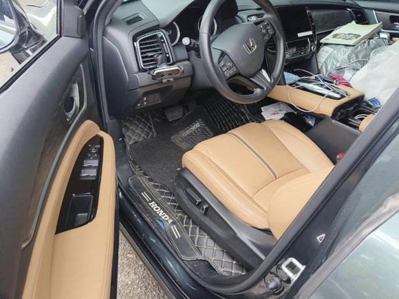 [上海·沪N] 二手本田本田UR-V2020款 370TURBO 四驱尊享版