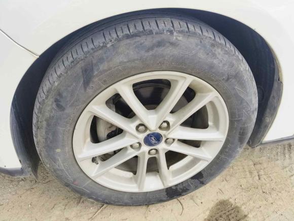 [宁波·浙B] 二手福特福克斯2015款 两厢 EcoBoost 125 自动超能风尚型