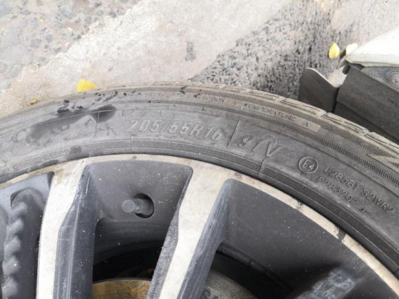 [广州·赣B] 二手荣威荣威i52020款 1.5L 手动4G互联领豪旗舰版