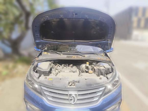 [佛山·粤X] 二手宝骏宝骏310W2017款 1.5L 手动时尚型 国V