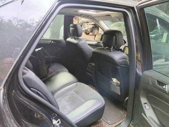 [成都·川A] 二手奔驰奔驰M级2010款 ML 300 4MATIC