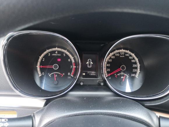 [青岛·鲁B] 二手启辰启辰T702015款 1.6L 手动睿行版