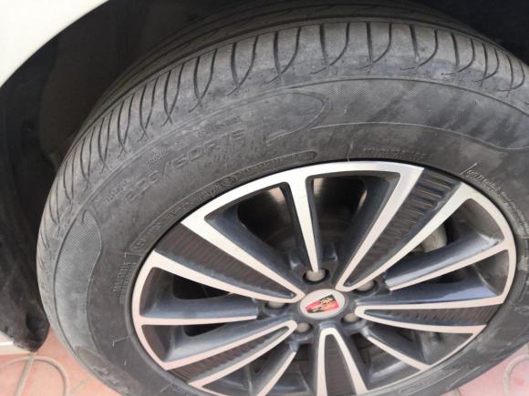 [北京·京A] 二手荣威荣威Ei52019款 智联旗舰版