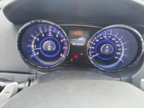 [常州·苏D] 二手现代索纳塔2011款 2.0L 自动领先版