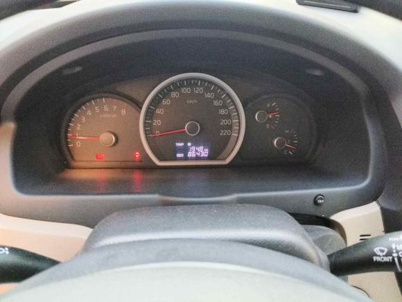 [无锡·苏B] 二手起亚狮跑2013款 2.0L 手动两驱版GL