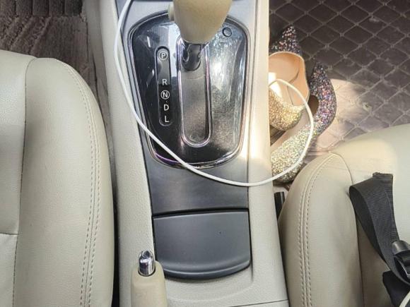 [广州·粤T] 二手日产骐达TIIDA2011款 1.6L CVT舒适型