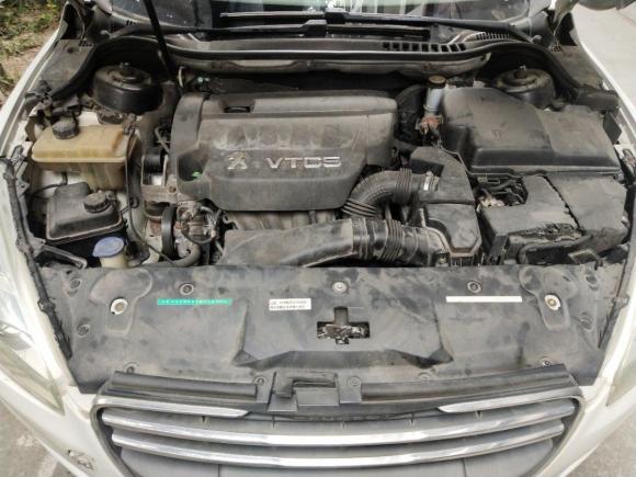 [佛山·粤E] 二手标致标致5082011款 2.3L 自动旗舰版