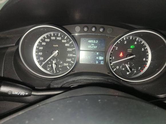 [上海·沪G] 二手奔驰奔驰R级2014款 R 320 4MATIC 商务型