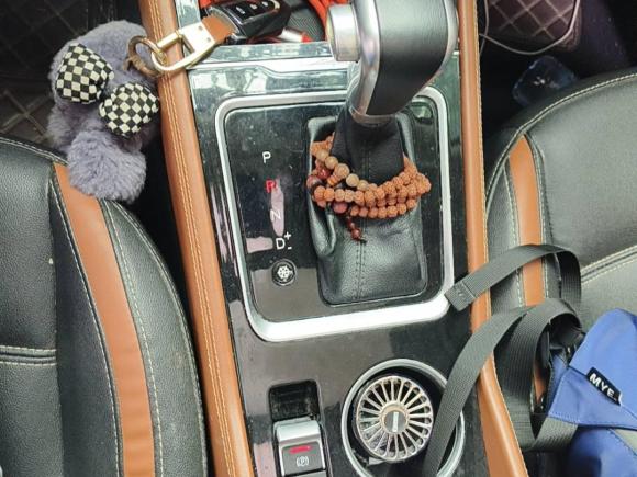 [成都·川A] 二手众泰众泰T3002018款 1.5L CVT尊享型