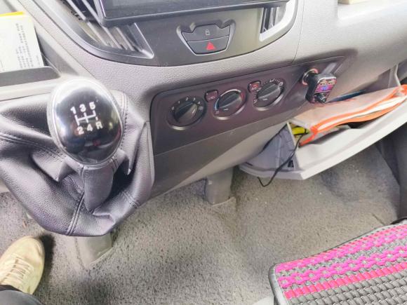 [广州·苏N] 二手福特全顺2017款 2.0T柴油多功能商用车中轴中顶国V