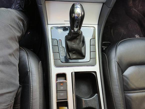 [广州·桂A] 二手大众帕萨特2013款 1.4TSI DSG尊荣版