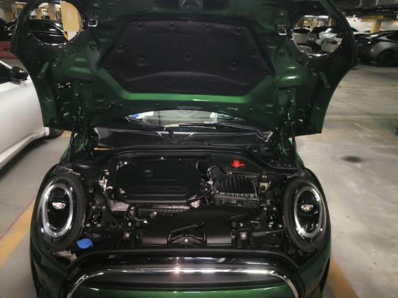 [广州·粤E] 二手MINIMINI2022款 1.5T COOPER 艺术家