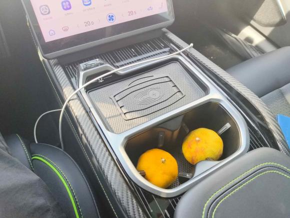 [上海·沪A] 二手哪吒汽车哪吒GT2023款 560