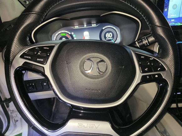 [武汉·京A] 二手北京汽车北京EU52018款 R500 智风版