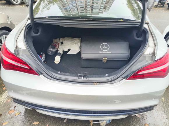 [上海·沪N] 二手奔驰奔驰CLA2017款 CLA 200 时尚型