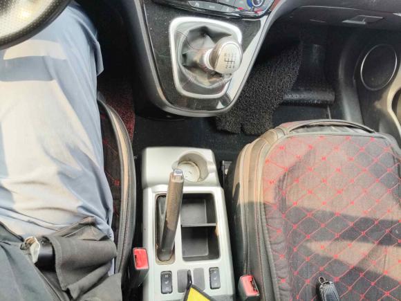 [嘉兴·浙F] 二手哈弗哈弗H62014款 运动版 1.5T 手动两驱精英型