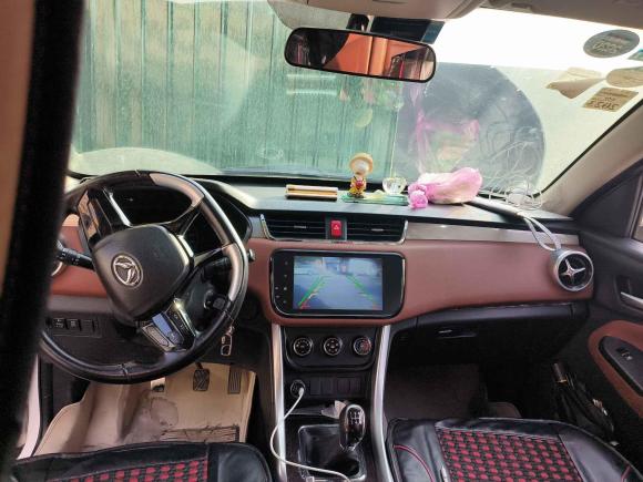 [义乌·浙G] 二手北汽幻速北汽幻速S32016款 S3L 1.5L 手动尊享型