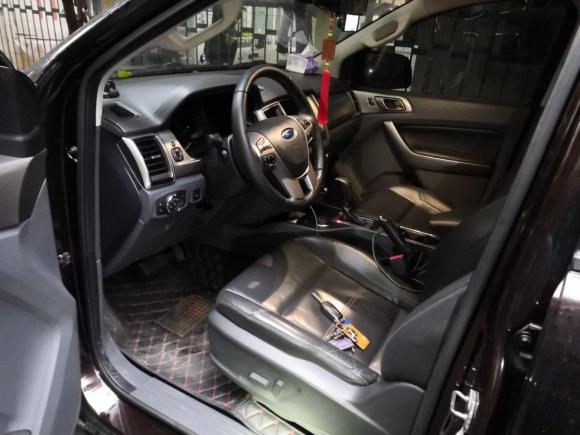 [南京·苏A] 二手福特撼路者2016款 2.0T 汽油自动四驱豪华版