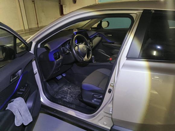 [深圳·粤B] 二手丰田丰田C-HR2021款 2.0L 舒适版