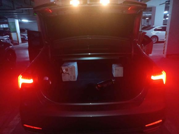 [深圳·粤B] 二手荣威荣威i6 MAX新能源2020款 1.5T PHEV爽酷天幕版