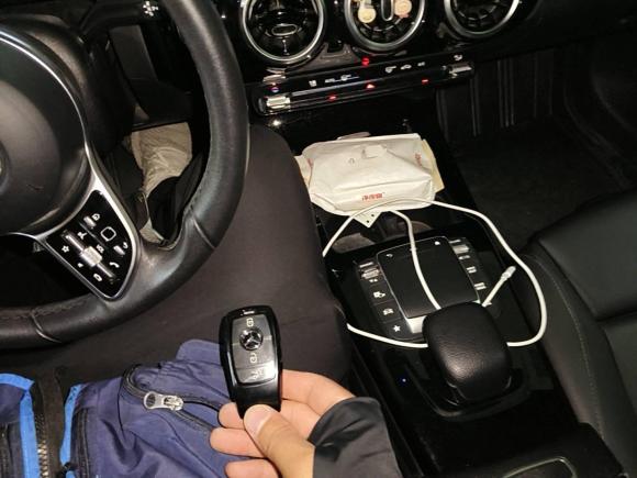 [合肥·皖A] 二手奔驰奔驰A级2021款 A 180 L 运动轿车