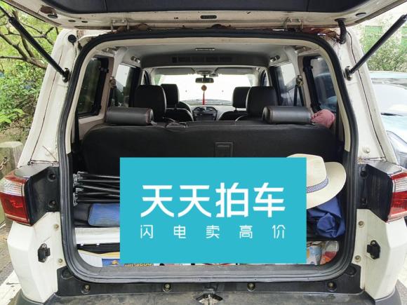 [宁波·浙B] 二手新龙马汽车启腾V602017款 1.5L 豪华型