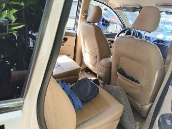 [无锡·苏B] 二手五菱汽车五菱宏光2016款 1.5L S1尊享型国V