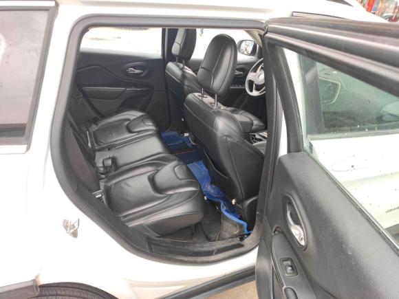 [合肥·皖A] 二手Jeep自由光2016款 2.0L 优越版