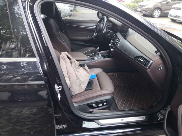 [上海·闽H] 二手宝马宝马5系2022款 改款 530Li 尊享型 M运动套装