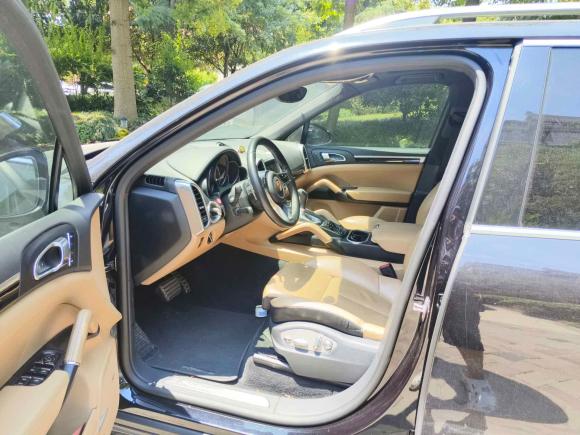 [上海·沪F] 二手保时捷Cayenne2016款 Cayenne Platinum Edition 3.0T