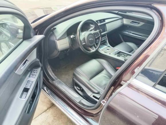 [义乌·浙G] 二手捷豹捷豹XFL2018款 XFL 2.0T 250PS 豪华版