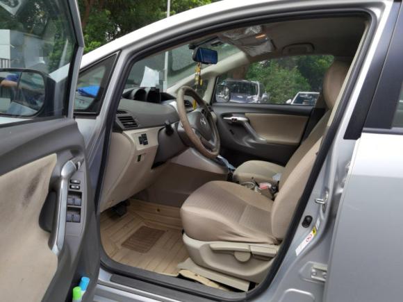 [无锡·苏B] 二手丰田逸致2011款 180E CVT精英版