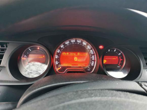 [济南·鲁A] 二手雪铁龙雪铁龙C52014款 2.0L 自动尊悦型