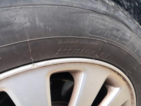 [上海·沪C] 二手沃尔沃沃尔沃S402009款 2.0L 自动智雅版