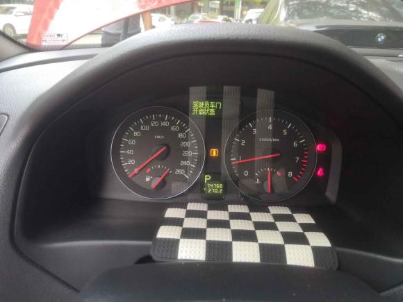 [深圳·粤B] 二手沃尔沃沃尔沃C302010款 改款 2.0智雅版