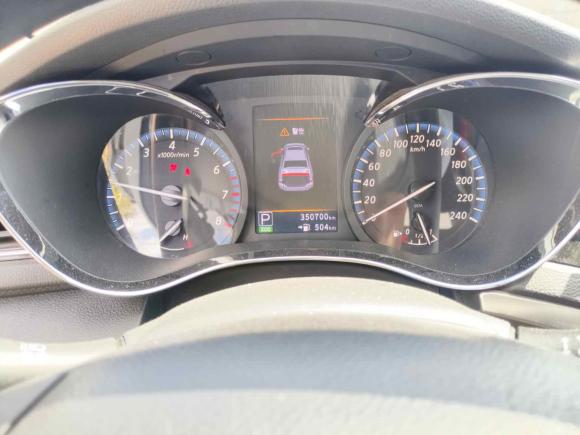 [上海·沪C] 二手启辰启辰D602018款 1.6L CVT智联精英版