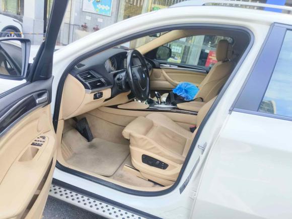 [上海·沪A] 二手宝马宝马X62011款 xDrive35i