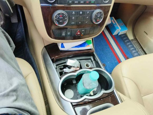 [合肥·鲁B] 二手奔驰奔驰R级2006款 R 350 4MATIC