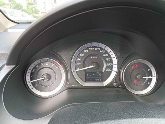 [佛山·粤X] 二手本田锋范经典2012款 1.5L 手动精英版