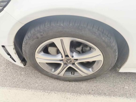 [南昌·黑A] 二手奔驰奔驰C级2020款 改款 C 260 L 运动版