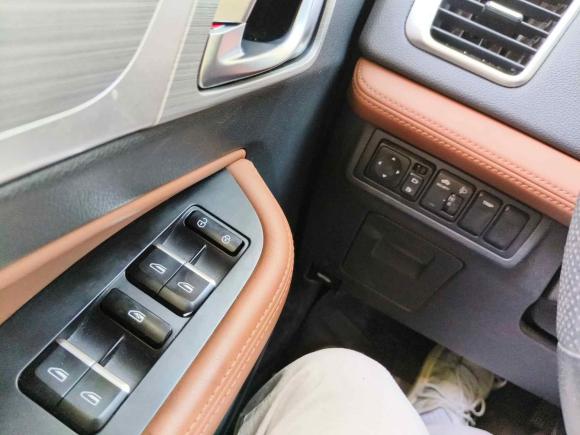 [武汉·鄂A] 二手吉利汽车远景X62018款 1.4T CVT 4G互联旗舰型