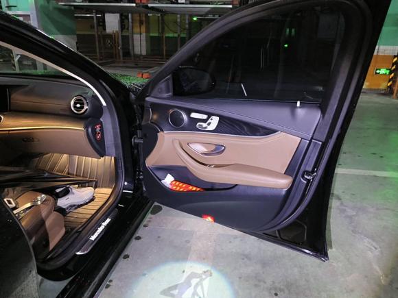 [南京·苏L] 二手奔驰奔驰E级2019款 E 300 L 运动时尚型