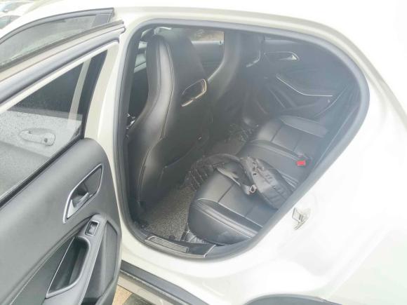 [杭州·浙A] 二手奔驰奔驰GLA2018款 GLA 200 时尚型