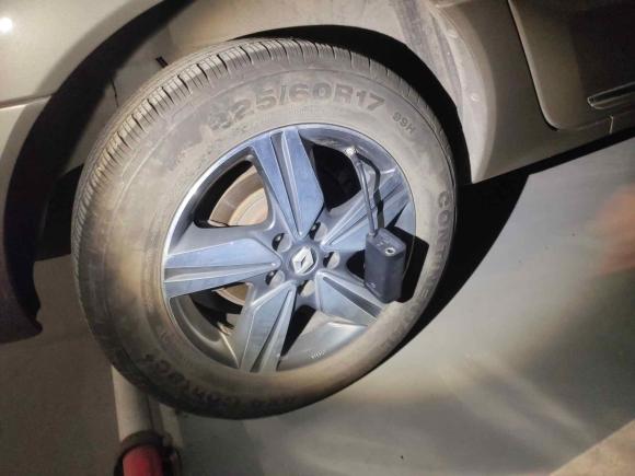 [上海·沪A] 二手雷诺科雷傲2014款 2.5L 两驱舒适版