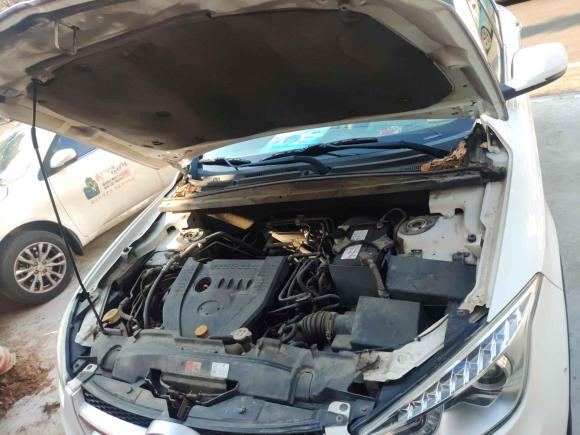 [青岛·黑B] 二手奔腾奔腾X802013款 2.0L 自动豪华型