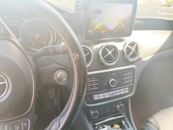 [济南·鲁A] 二手奔驰奔驰GLA2018款 GLA 200 时尚型