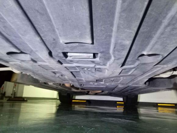 [深圳·粤B] 二手宝马宝马X42014款 xDrive20i X设计套装
