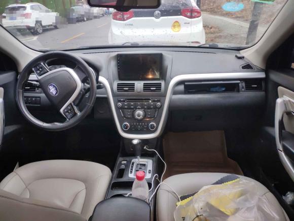 [武汉·鄂W] 二手奔腾奔腾X802013款 2.0L 自动豪华型